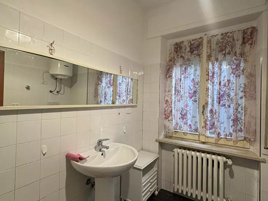 Immagine 13 di Monolocale in affitto  a Fornovo Di Taro