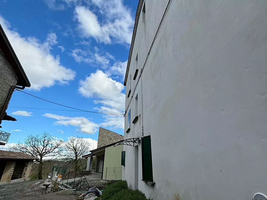 Immagine 3 di Appartamento in vendita  a Varano De' Melegari