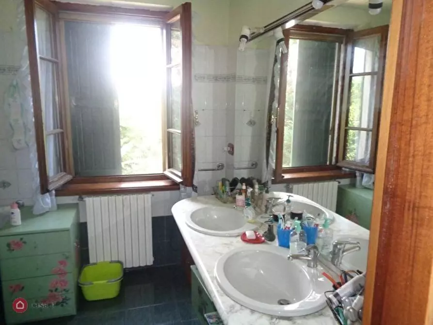 Immagine 7 di Casa indipendente in vendita  a Fornovo Di Taro