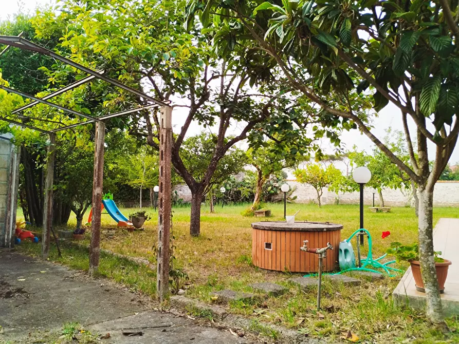 Immagine 3 di Villa in vendita  in Via Silene 30B a Anzio