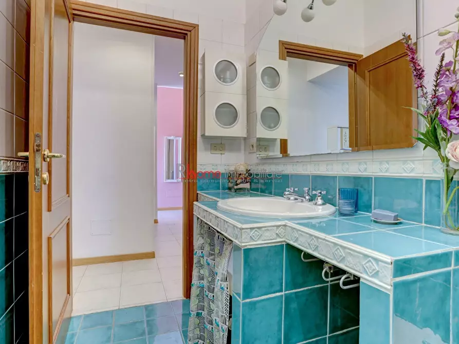 Immagine 13 di Appartamento in vendita  in Via Casilina 9 a Roma