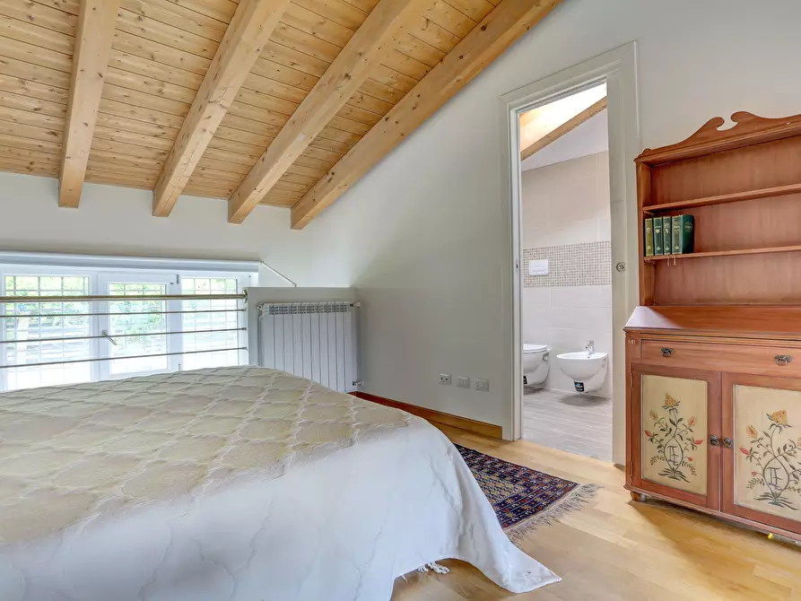 Immagine 10 di Villa in vendita  in Via del Fontanile di Mezzaluna 231 a Fiumicino