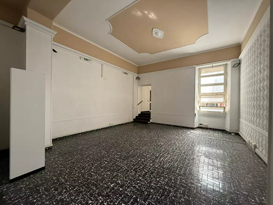 Immagine 6 di Quadrilocale in vendita  in Via Cavour 47 a Roma