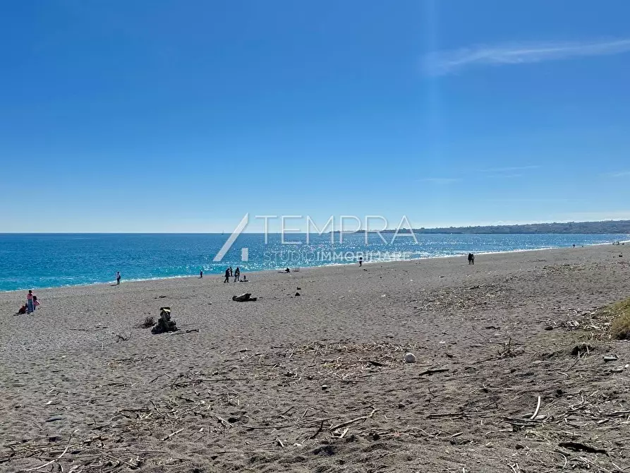 Immagine 24 di Appartamento in vendita  a Mascali