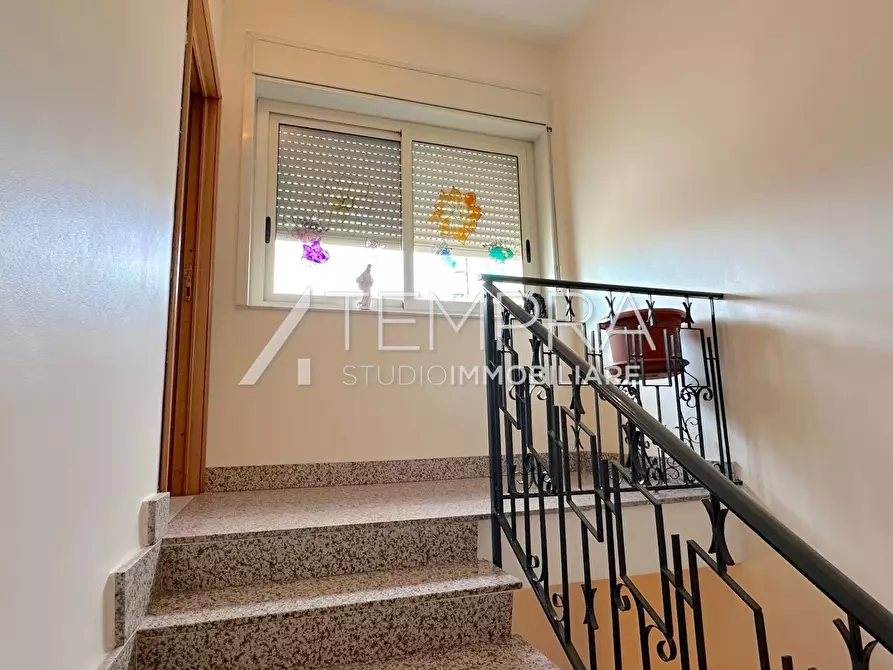 Immagine 30 di Casa indipendente in vendita  a Adrano