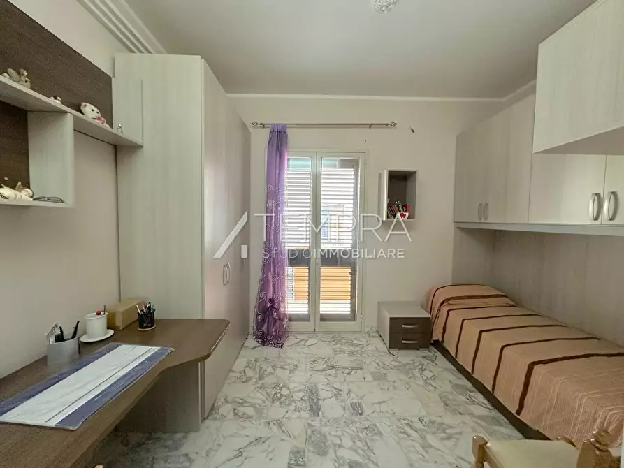 Immagine 14 di Casa indipendente in vendita  a Adrano