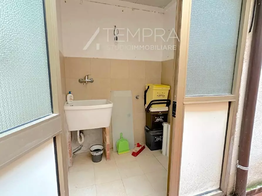 Immagine 18 di Appartamento in vendita  in Via Ninfa Talia a Adrano