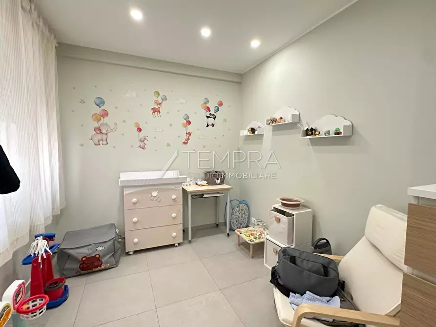 Immagine 22 di Appartamento in vendita  in VIA PASCAL a Adrano