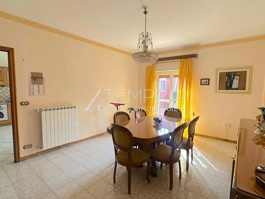 Immagine 7 di Appartamento in vendita  a Adrano