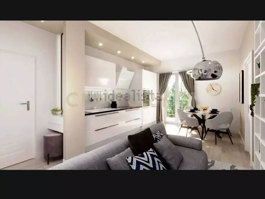 Immagine 21 di Villa in vendita  in Via Stazzone a Aci Sant'antonio