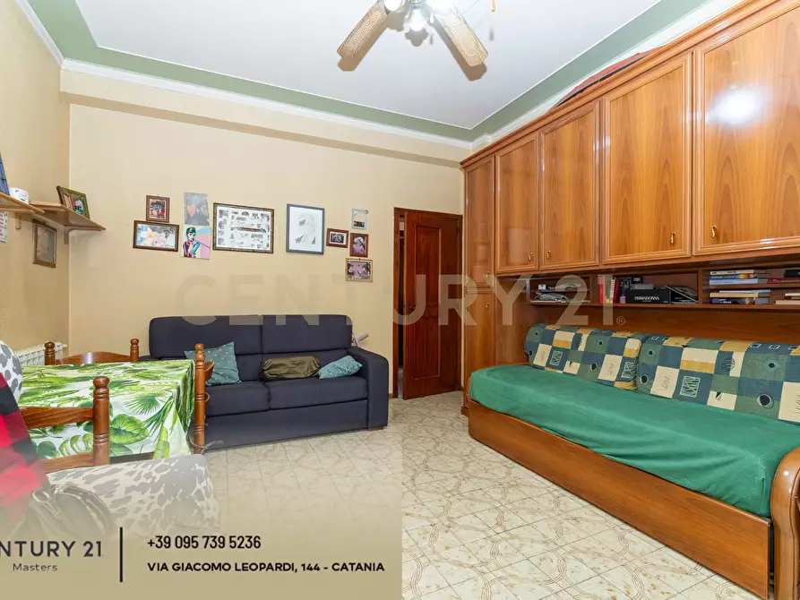 Immagine 30 di Trilocale in vendita  in Via Caduti del Lavoro 2 a Gravina Di Catania