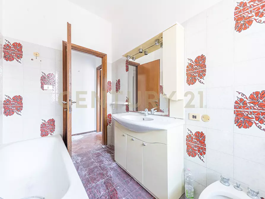 Immagine 10 di Quadrilocale in vendita  in Via Santa Barbara 139 a Nettuno