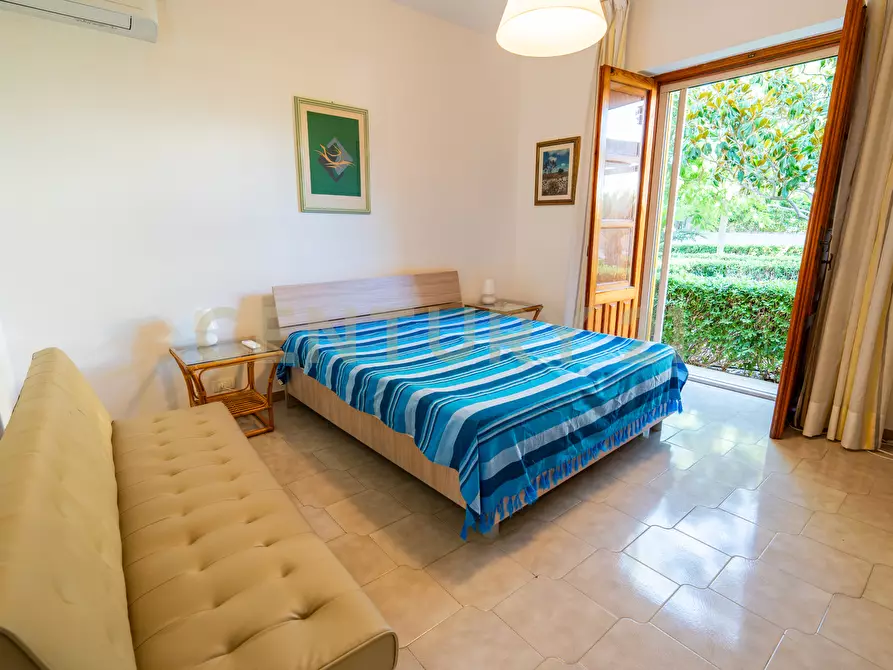 Immagine 40 di Villa in vendita  in SP67 51 a Pozzallo