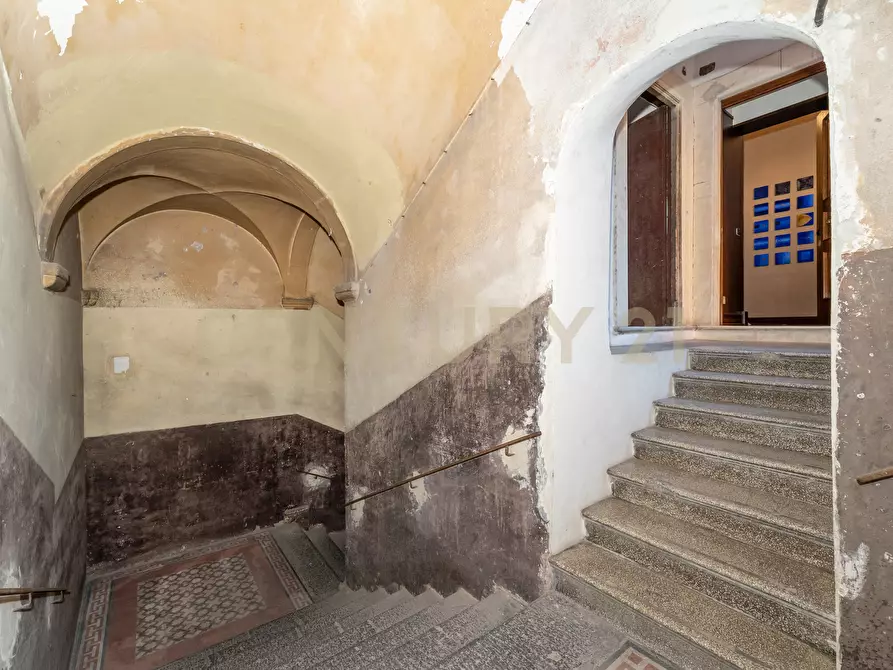 Immagine 62 di Appartamento in vendita  in Via del Vecchio Bastione 5 a Catania