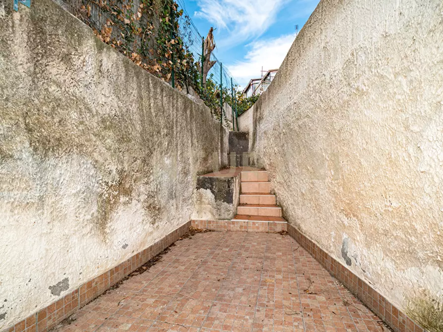 Immagine 20 di Casa indipendente in vendita  in Via Neri 61 a Catania