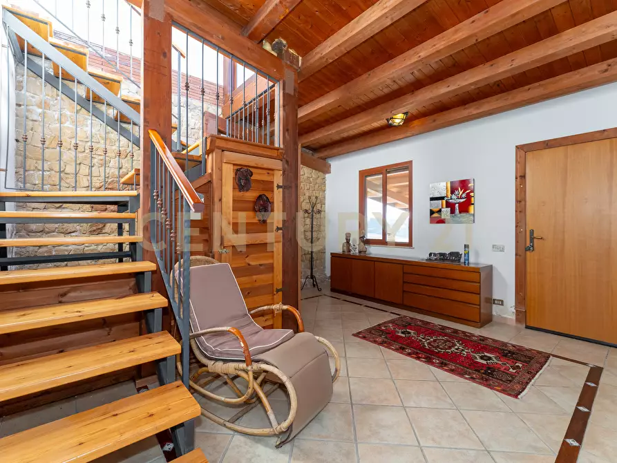 Immagine 47 di Villa in vendita  in Via Gela 95 a Caltagirone