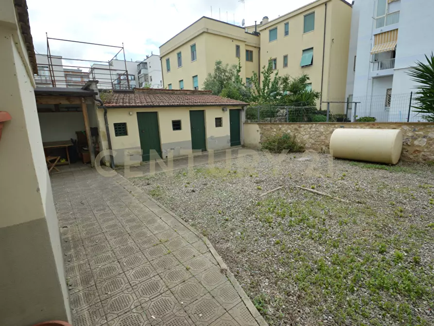 Immagine 21 di Porzione di casa in vendita  in Via Pietro Micca 9 a Grosseto