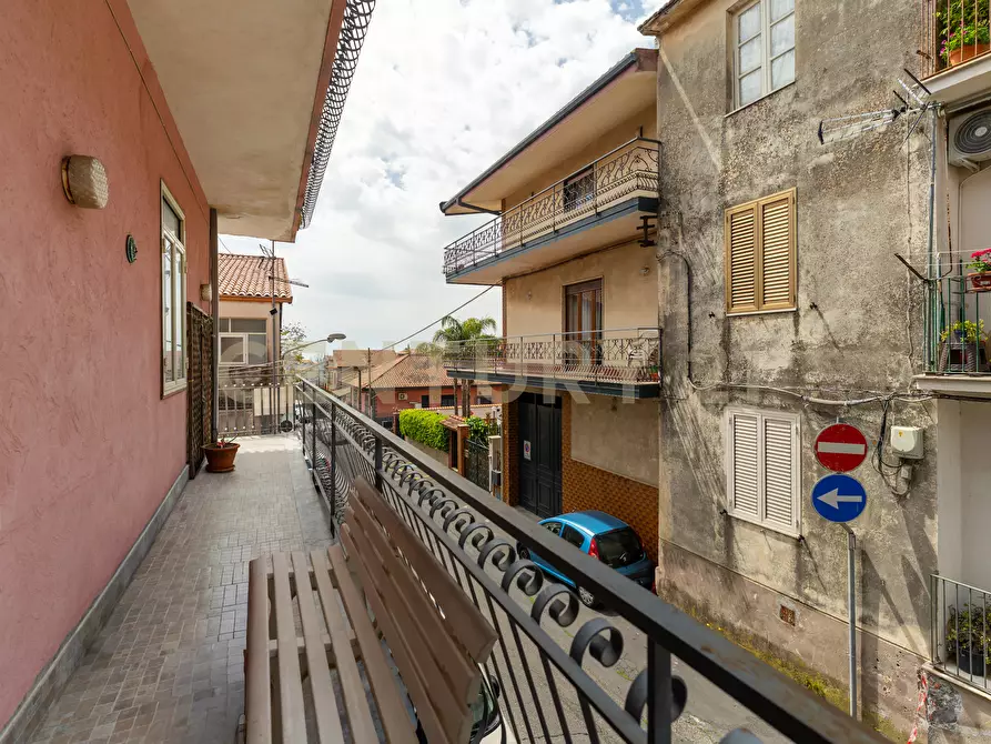 Immagine 18 di Pentalocale in vendita  in Via Sottotenente Cantone 30 a Mascalucia