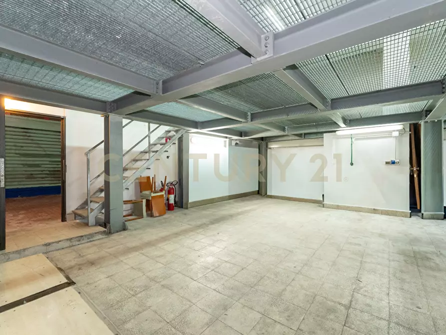 Immagine 14 di Garage in vendita  in Via del Rotolo 42/B a Catania