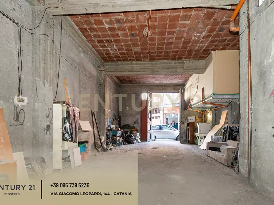 Immagine 7 di Garage in vendita  in Via Isole Eolie 124 a Paterno'