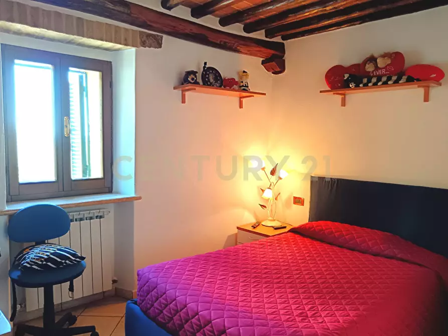 Immagine 41 di Terratetto in vendita  in Via Moglio 56 a Montalcino