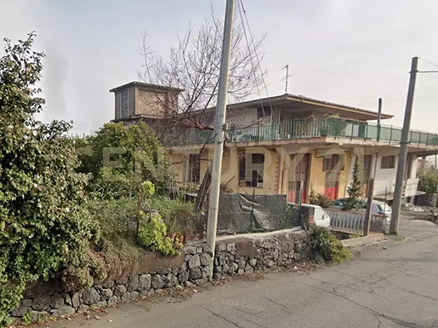 Immagine 7 di Laboratorio in vendita  in Via Ungaretti 16-H, G a Giarre