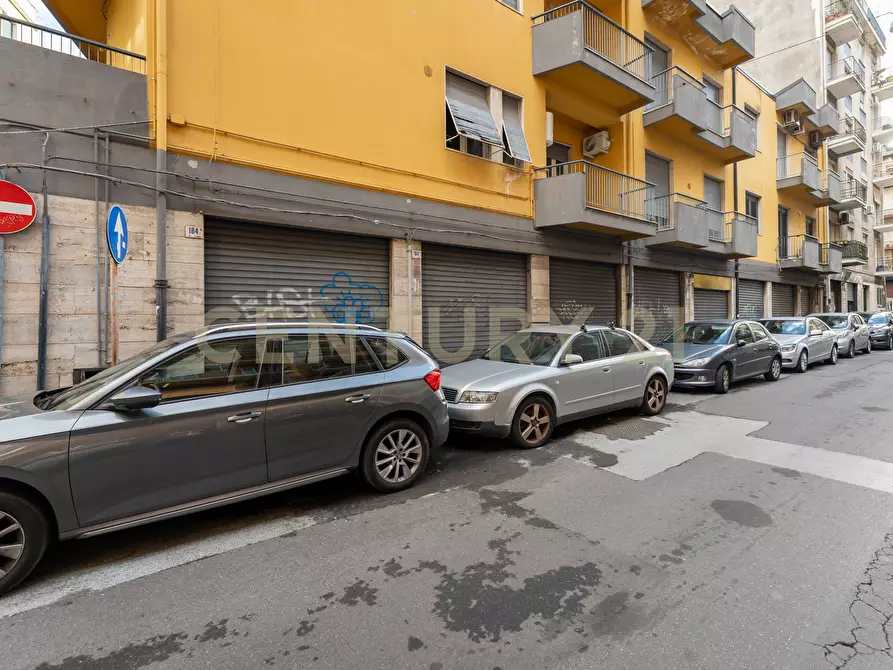 Immagine 5 di Garage in vendita  in Via Enna 13 a Catania