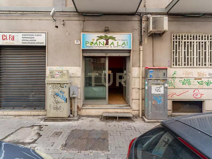 Immagine 3 di Locale commerciale in vendita  in Via Padova 64 a Catania