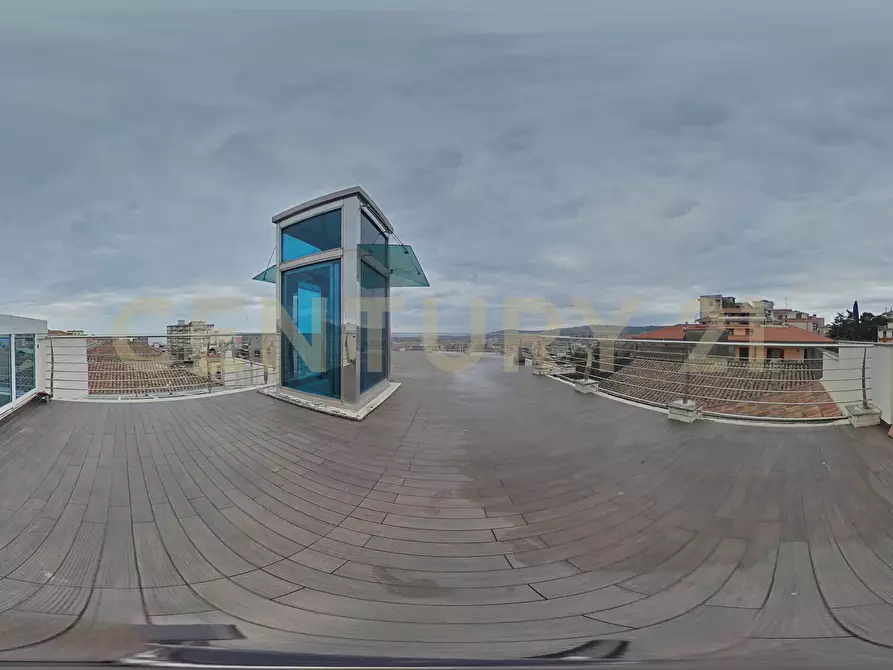 Immagine 97 di Pentalocale in vendita  in Via Lorenzo Maddem 67 a Acireale