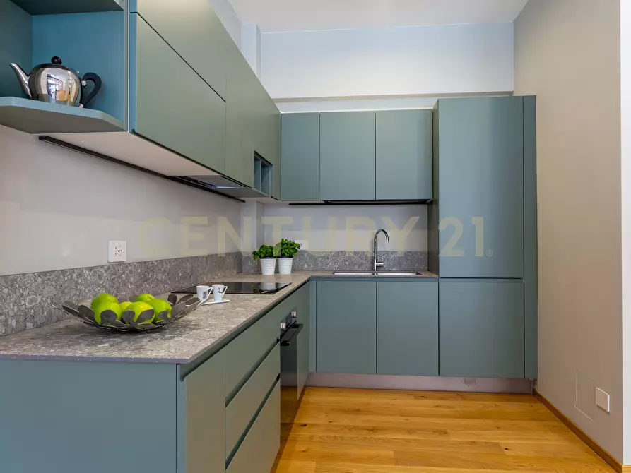 Immagine 5 di Loft/Open space in vendita  in Via dell'Olmata 30 a Roma