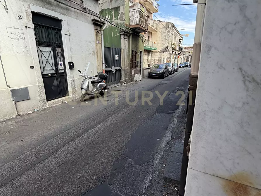 Immagine 37 di Rustico / casale in vendita  in Via Carlo Forlanini 49 a Catania