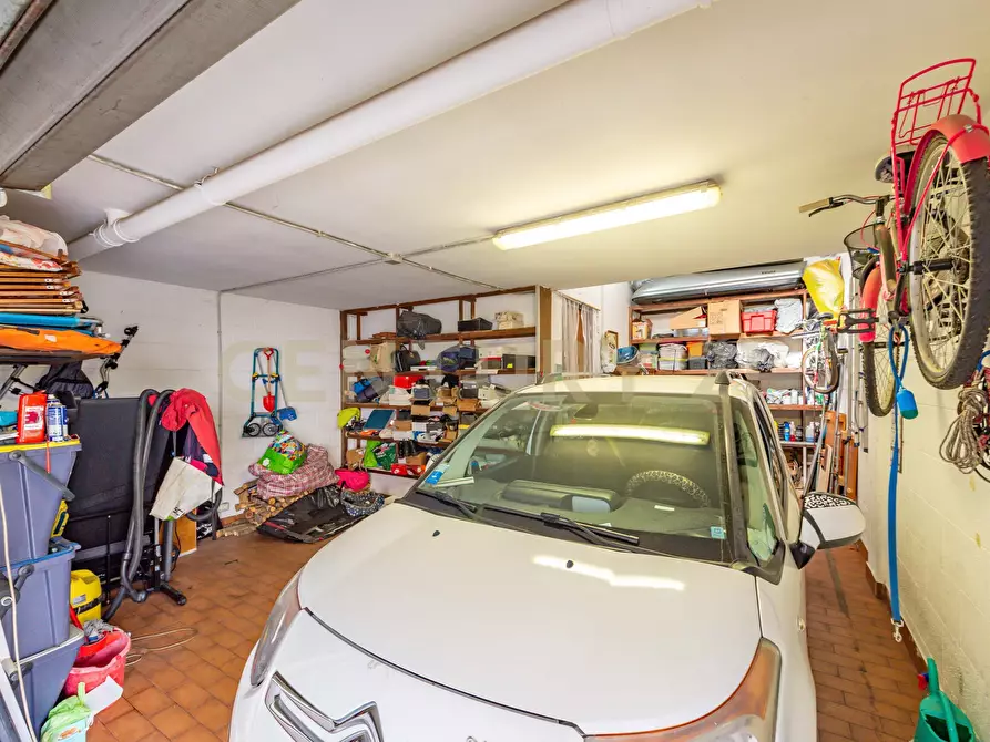 Immagine 20 di Villa in vendita  in Via Aci Sant'Antonio 21 a Roma