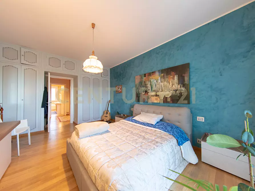 Immagine 9 di Quadrilocale in vendita  in Viale Ippocrate 116 a Roma