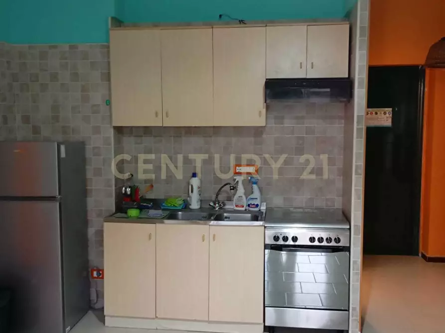 Immagine 4 di Bilocale in vendita  in Via Porticato a Giardini-Naxos