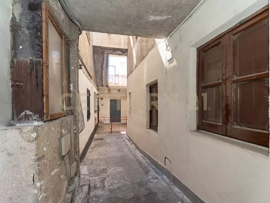 Immagine 13 di Quadrilocale in vendita  in Stradale Cravone 105 a Catania