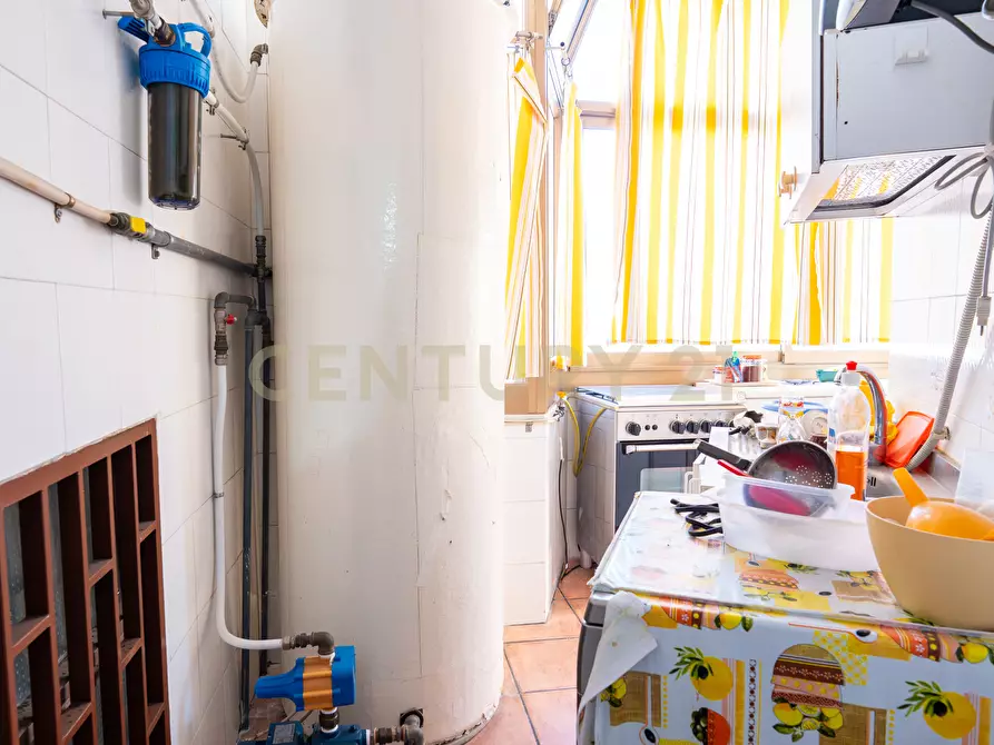 Immagine 15 di Pentalocale in vendita  in Via Pietra dell'Ova 380 a Tremestieri Etneo