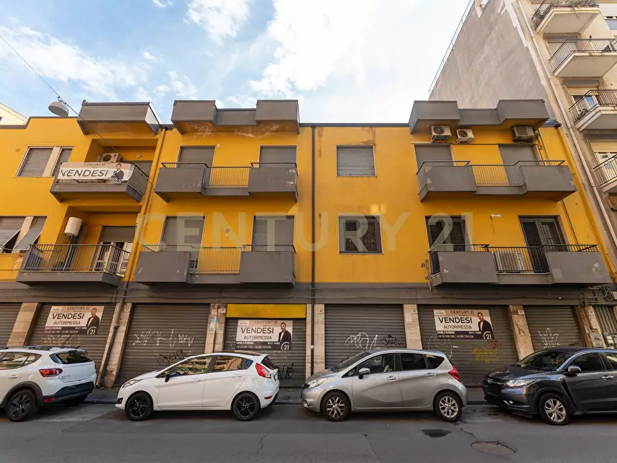 Immagine 75 di Appartamento in vendita  in Via Enna 15 a Catania