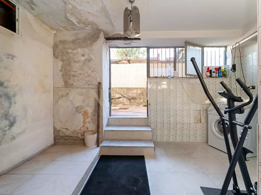 Immagine 44 di Porzione di casa in vendita  in Via XXXI Maggio 34 a Catania