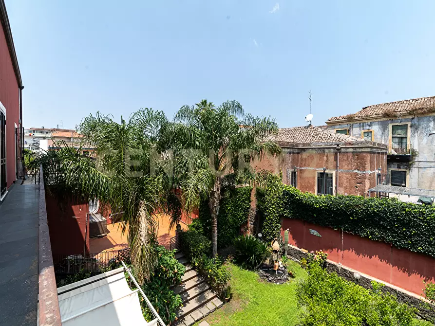 Immagine 46 di Villa in vendita  in Via Scalilla 42 a Catania