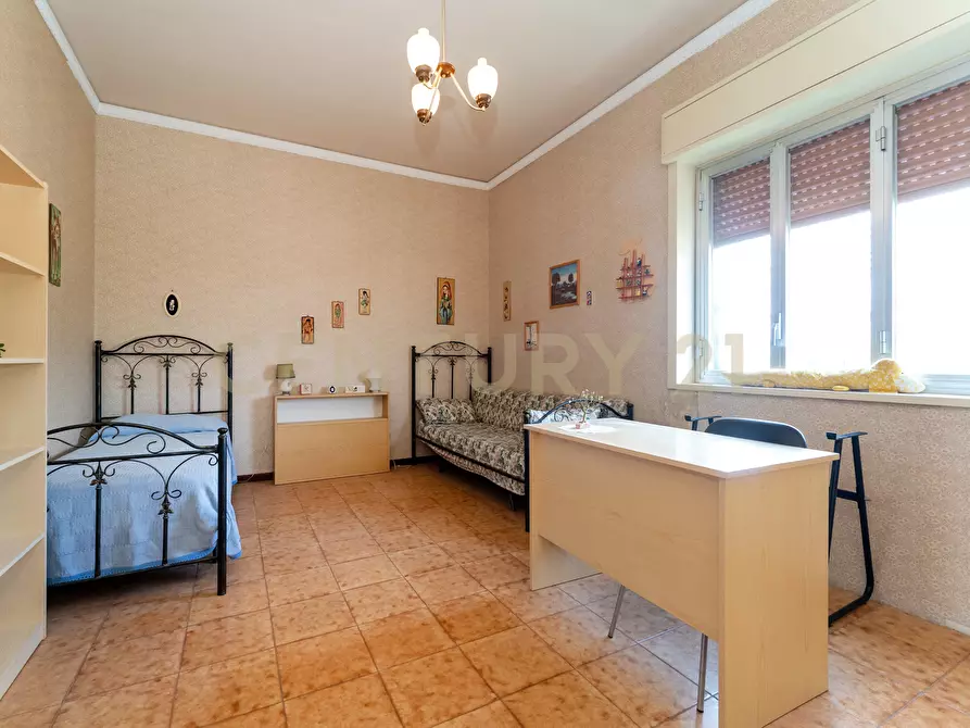 Immagine 12 di Casa bifamiliare in vendita  in Via Benedetto Croce 6 a Pedara