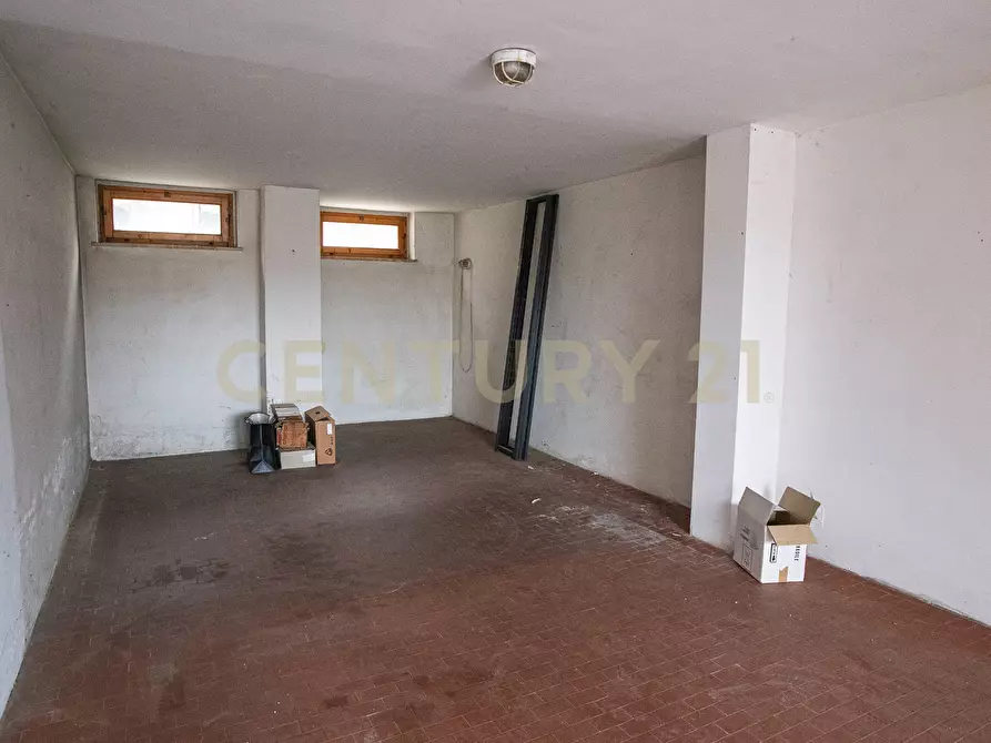 Immagine 27 di Pentalocale in vendita  in Via A. Vignali 16 a Siena