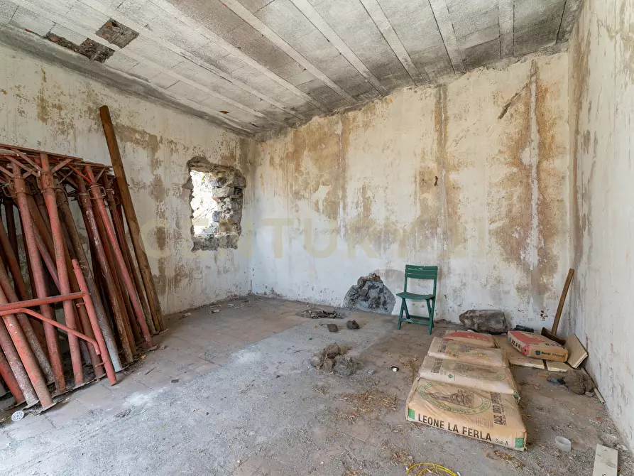 Immagine 13 di Villa in vendita  in Via Grazia Deledda 28 a Santa Venerina