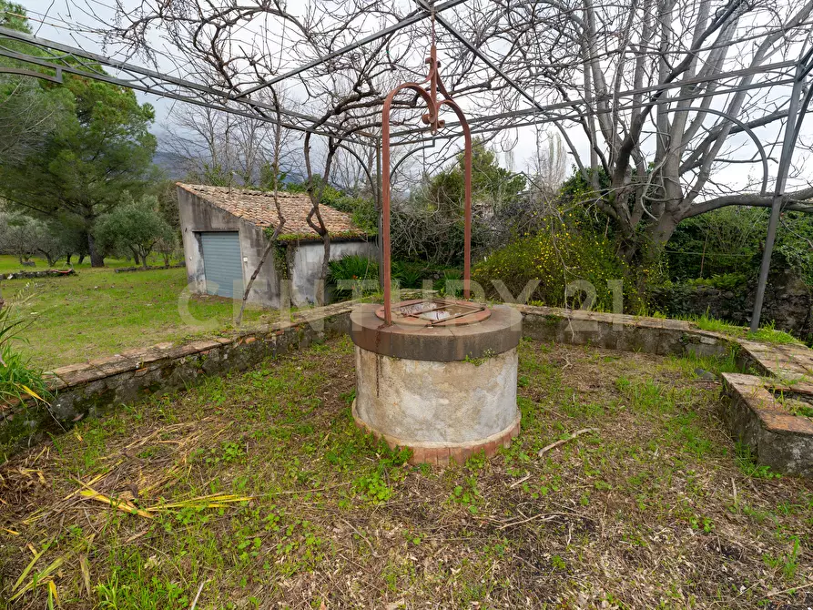 Immagine 53 di Casa indipendente in vendita  in Via Armando Diaz 262 a Zafferana Etnea