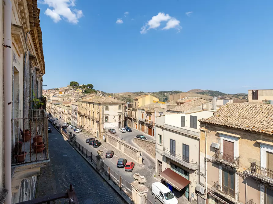 Immagine 53 di Casa indipendente in vendita  in Via Roma 68 a Vizzini