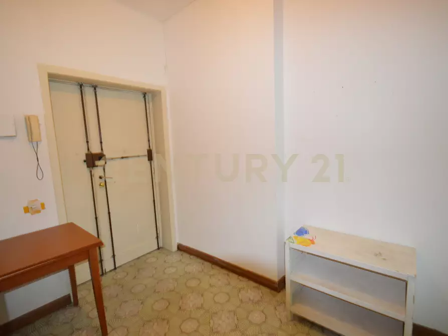 Immagine 29 di Pentalocale in vendita  a Roma