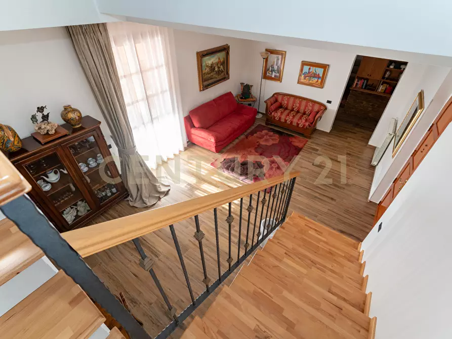 Immagine 19 di Villa in vendita  in Via Gela 95 a Caltagirone
