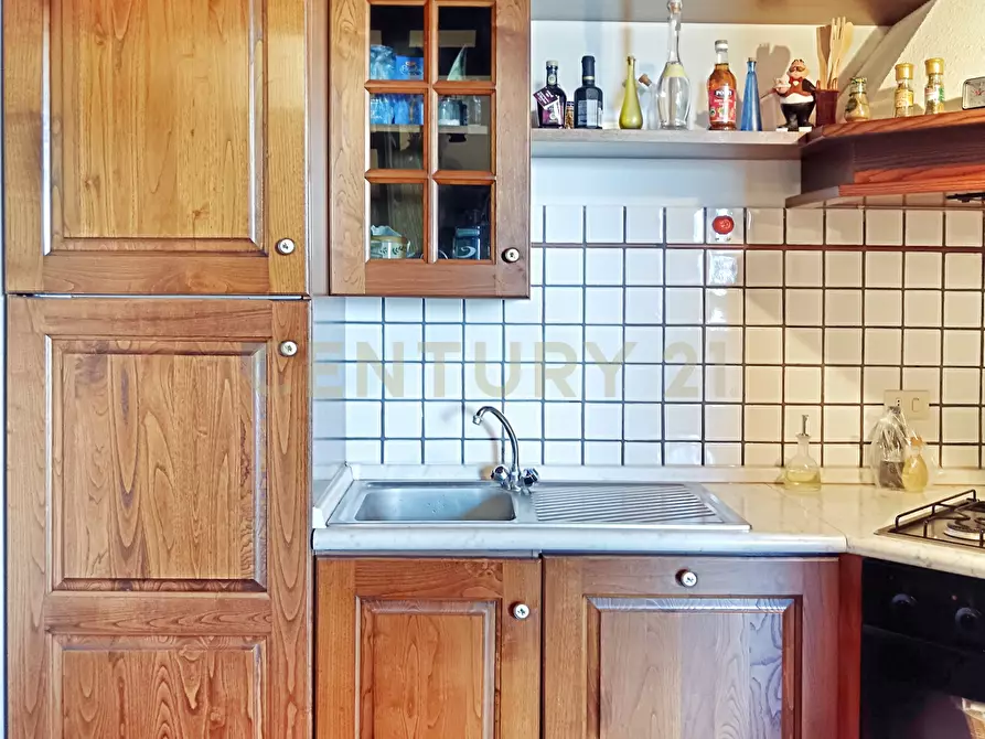 Immagine 31 di Bilocale in vendita  in Via della Penna 16 a Castel Del Piano