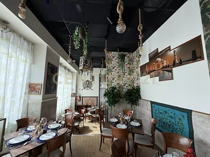 Immagine 6 di Bar / Ristorante in vendita  in Piazza Papa Giovanni XXIII 1 a Catania