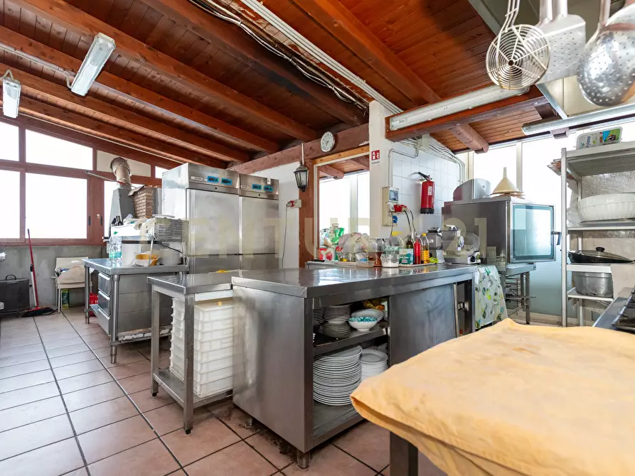 Immagine 49 di Casa indipendente in vendita  in Via Consolare Valeria 220 a Sant'alessio Siculo