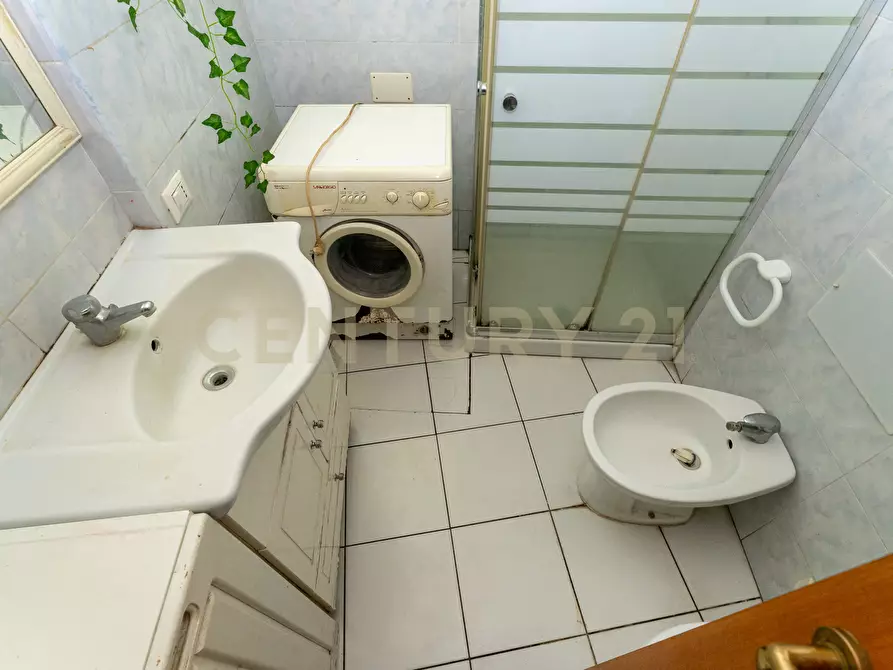 Immagine 27 di Bilocale in vendita  in Via San Vincenzo Dè Paoli 18 a Catania